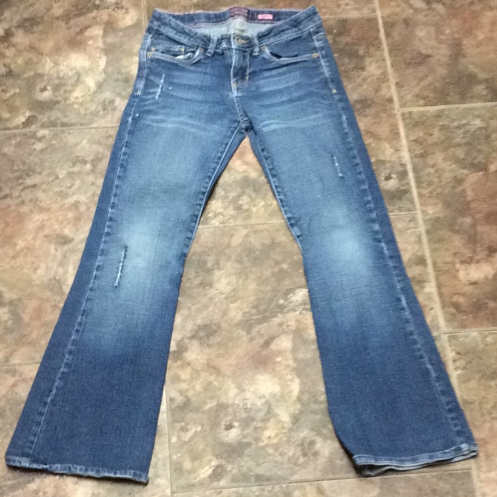 #36 Levi flare fit size 8
